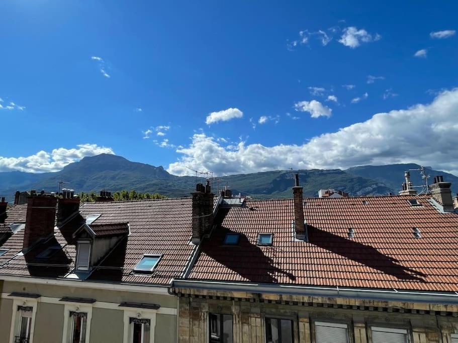 St Bruno - Studio Tropiques  Grenoble Bagian luar foto
